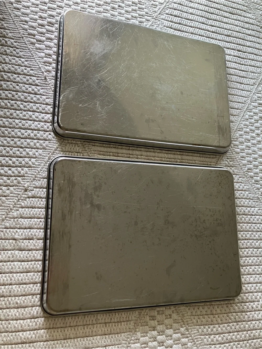 18/10 Stainless Steel Baking Sheets and Cups - Set of 4